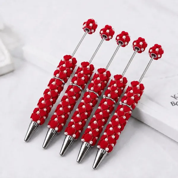 Pack de 5 Plumas con Corazones Rojos y Perlas